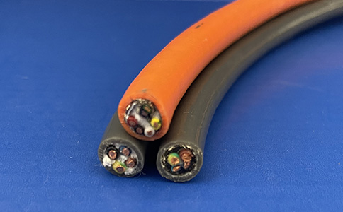 甚么是超高柔性拖鏈電纜